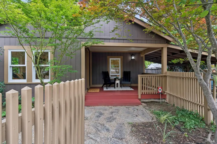 236 Powell Avenue, Healdsburg, CA 95448 - #2