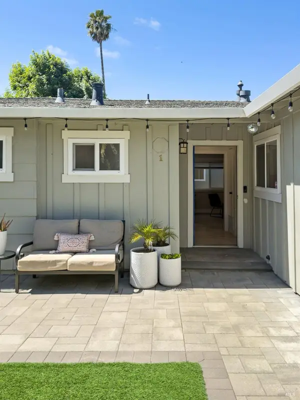 1 Alta Drive, Petaluma, CA 94954