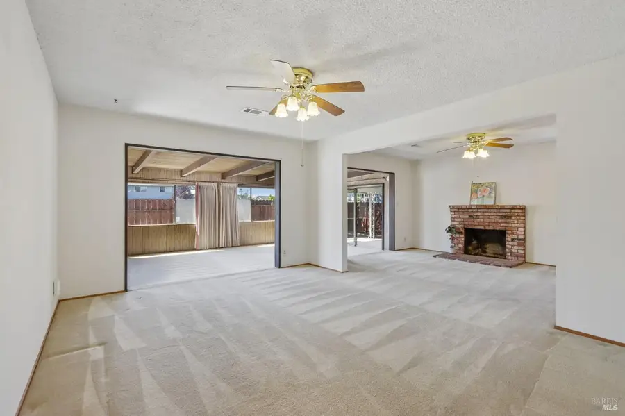 331 E Pacific Avenue, Fairfield, CA 94533 - #3