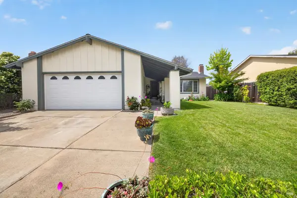 1435 Ivy Lane, Petaluma, CA 94954