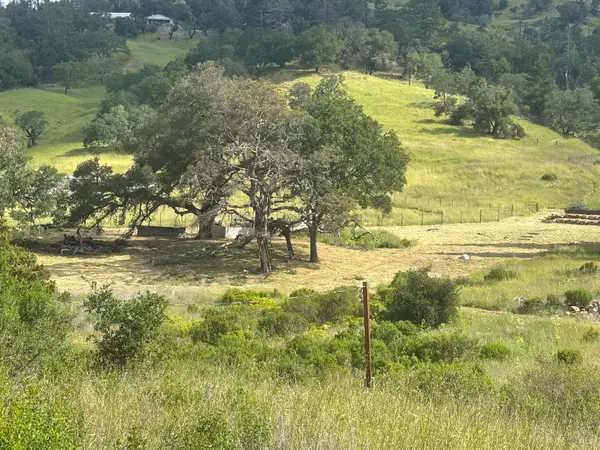 6971 St Helena Road, Santa Rosa, CA 95404