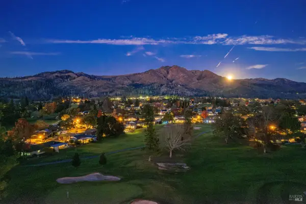 7211 Oakmont Drive, Santa Rosa, CA 95409