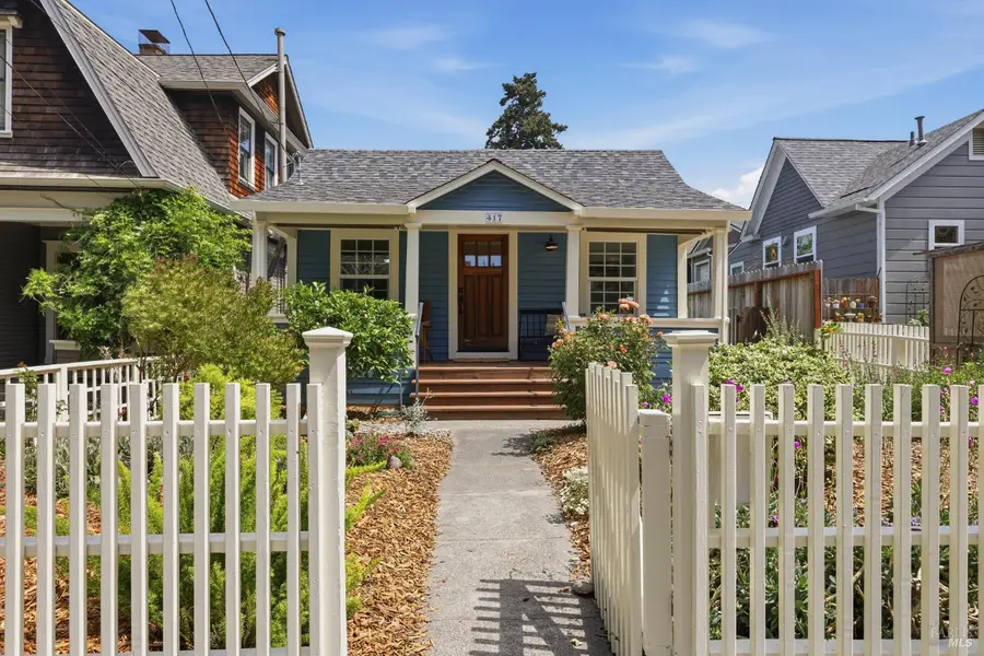 417 F Street, Petaluma, CA 94952 - #2