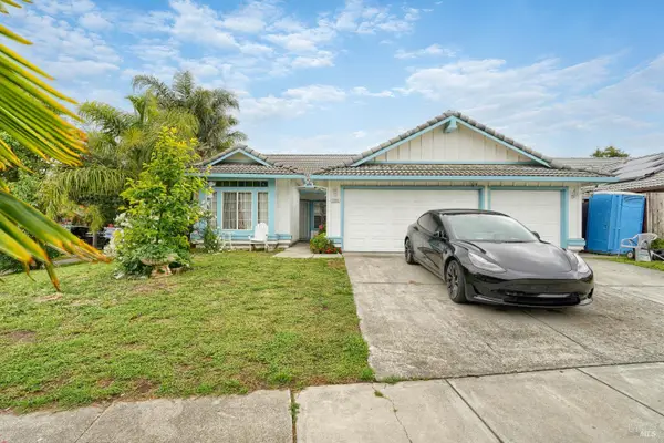1231 De Meo Street, Santa Rosa, CA 95407