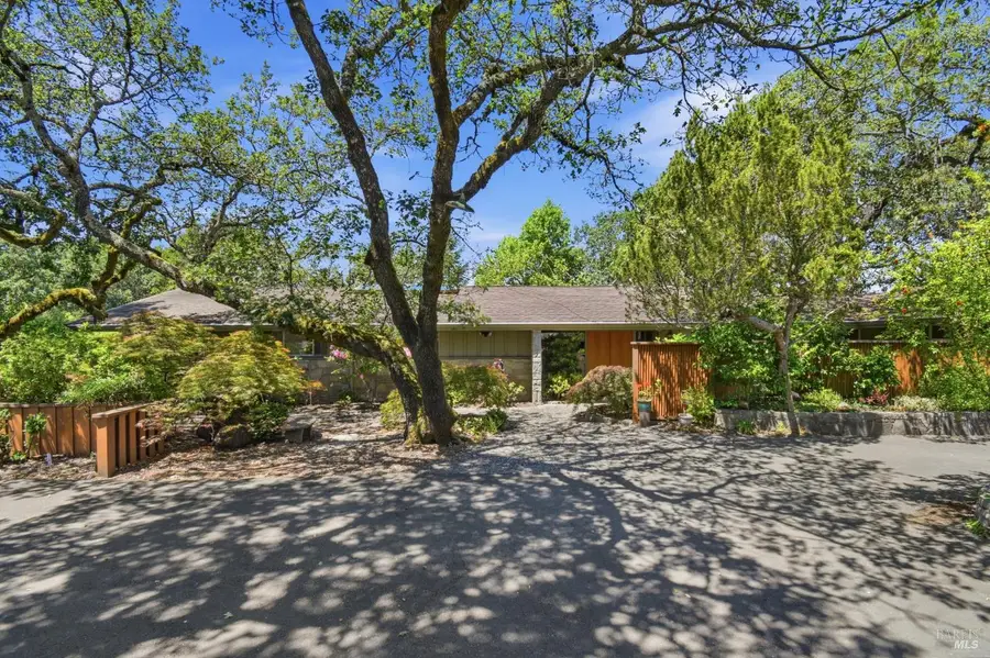 2348 Sycamore Avenue, Santa Rosa, CA 95404 - #2
