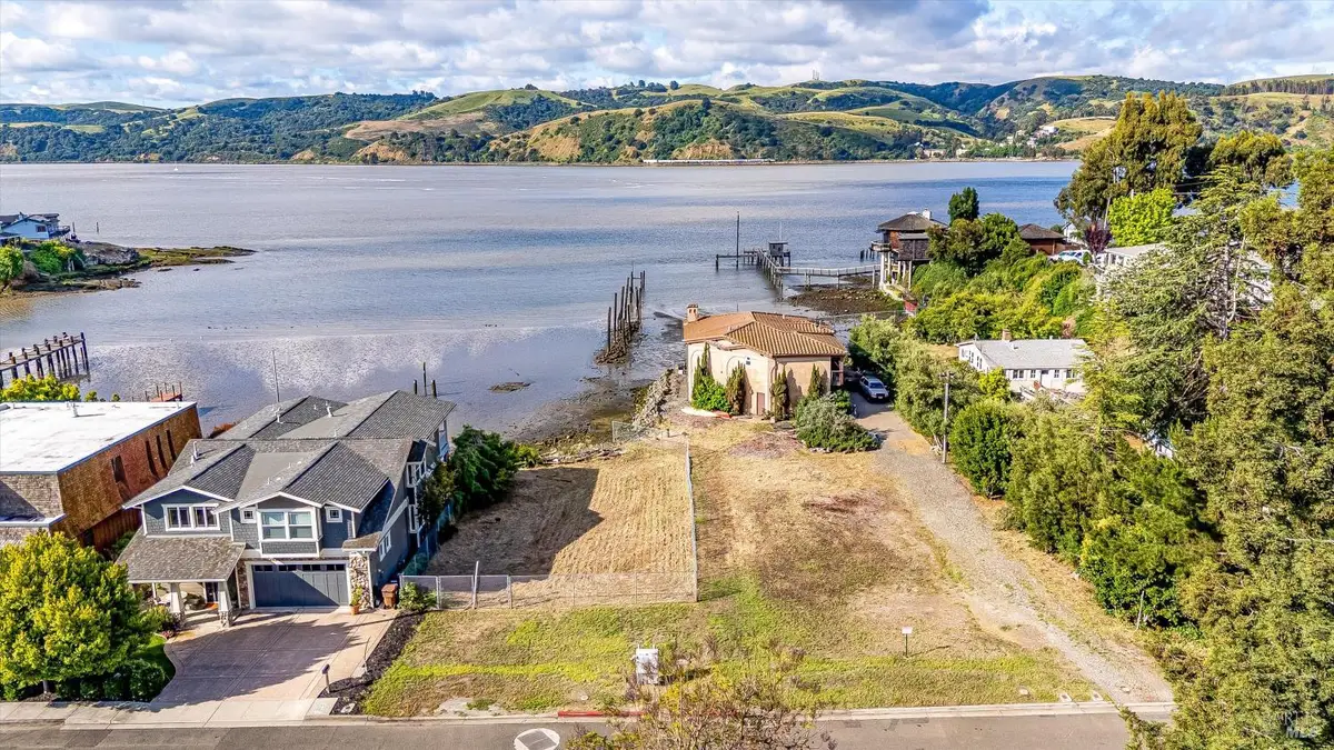 708 W I Street, Benicia, CA 94510 - #1