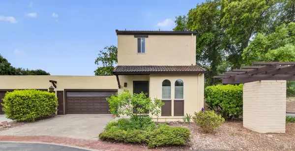 820 Adobe Drive, Santa Rosa, CA 95404
