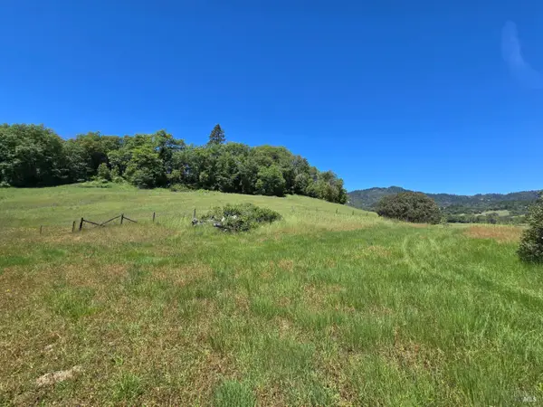 23300 Eastside Road, Willits, CA 95490