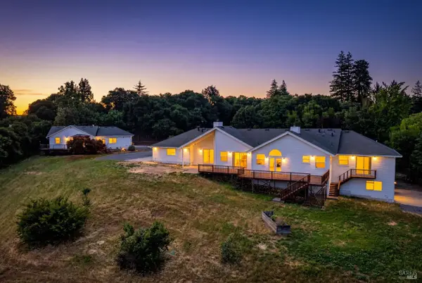 1476 High School Road, Sebastopol, CA 95472