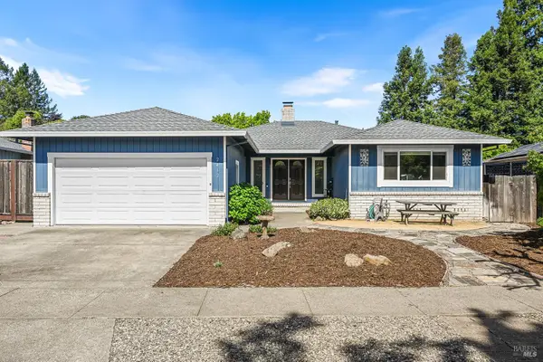 2412 Horseshoe Drive, Santa Rosa, CA 95405