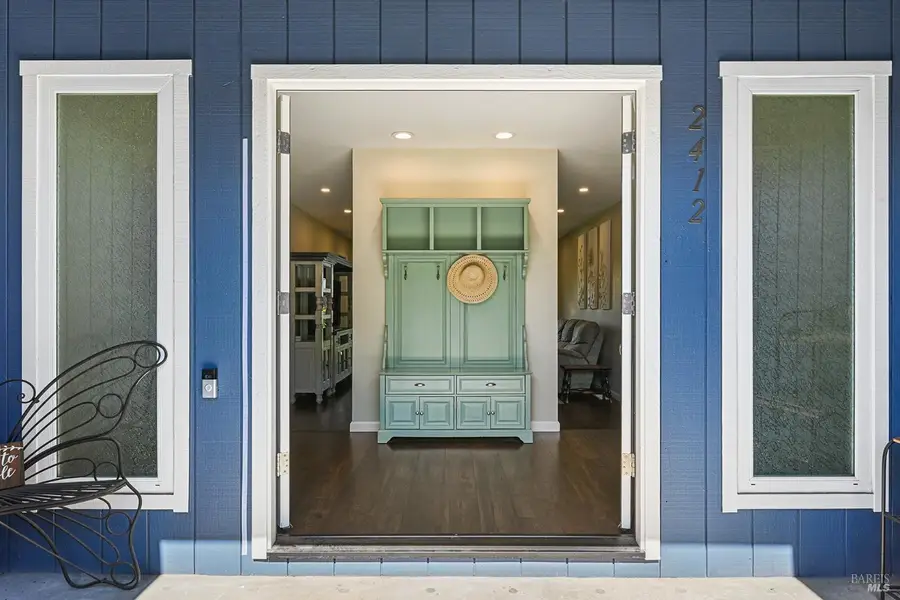 2412 Horseshoe Drive, Santa Rosa, CA 95405 - #2
