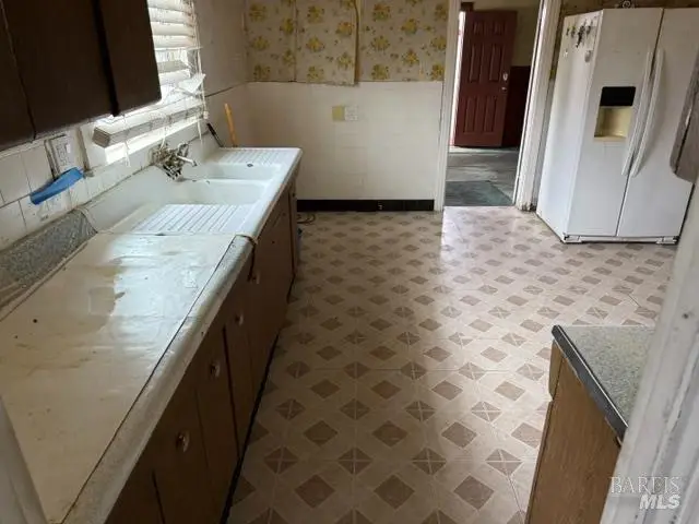 2050 102nd Avenue, Oakland, CA 94603 - #2