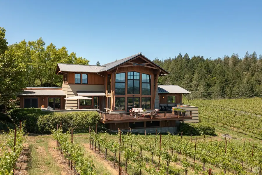 437 W Dry Creek Road, Healdsburg, CA 95448 - #3