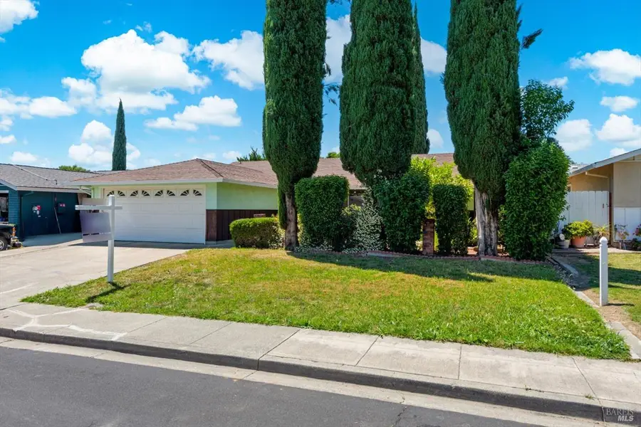 350 Weatherly Way, Vacaville, CA 95687 - #2