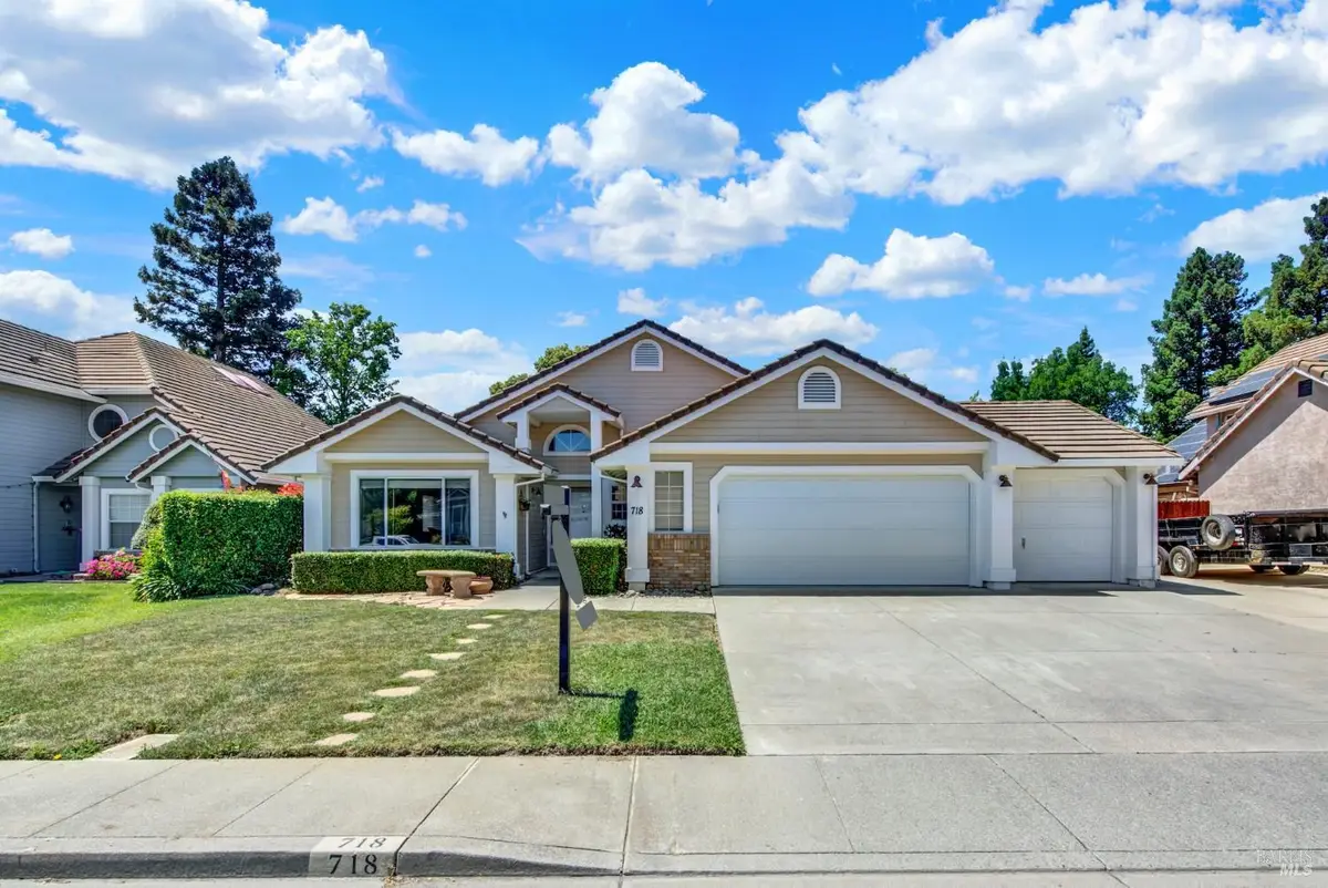 718 Fox Hollow Way, Vacaville, CA 95687 - #1