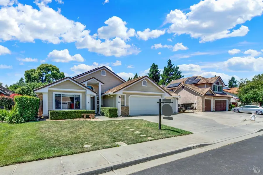 718 Fox Hollow Way, Vacaville, CA 95687 - #2