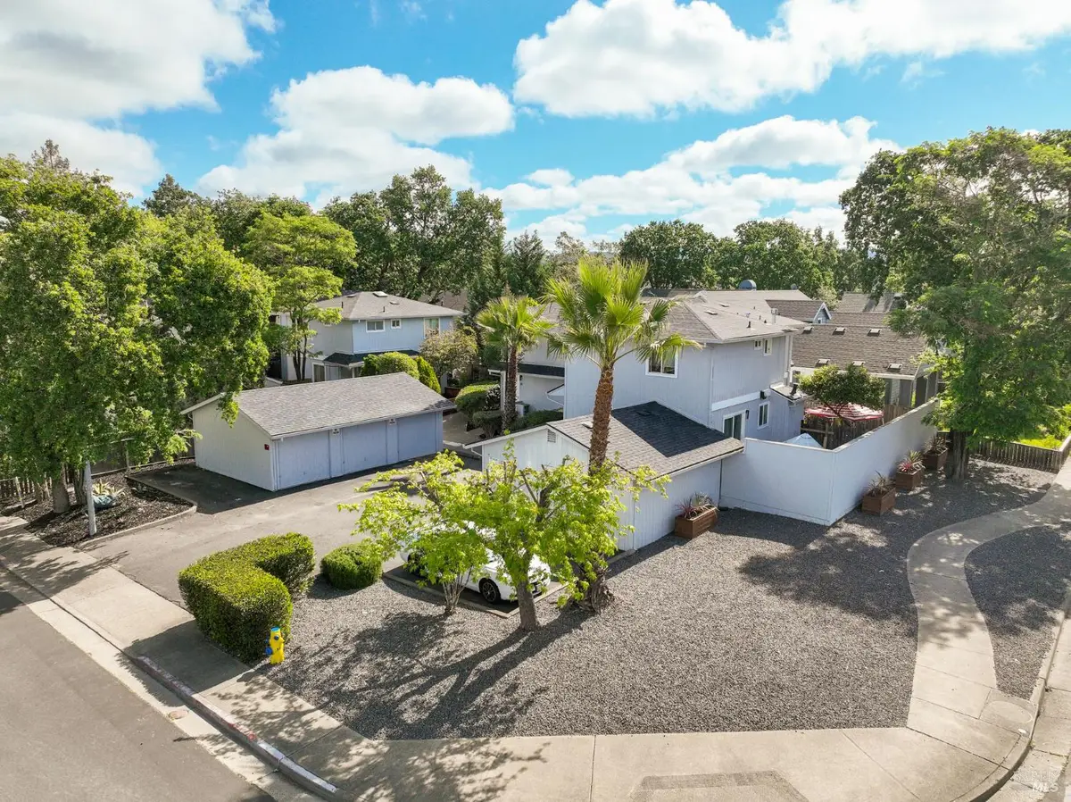 8690 Old Redwood Highway, Windsor, CA 95492 - #1