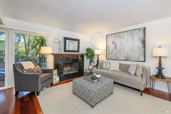 36 Schmidt Lane, San Rafael, CA 94903