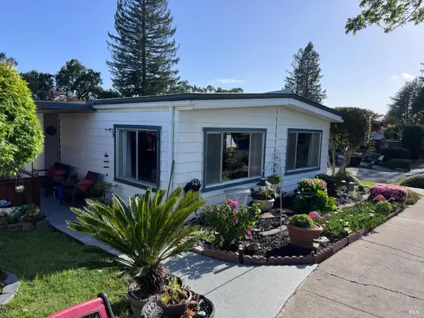 63 Oakcreek Court, Santa Rosa, CA 95409