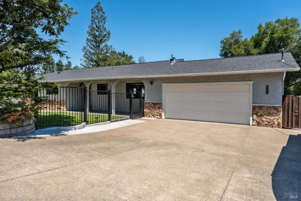 800 Riverside Drive, Ukiah, CA 95482