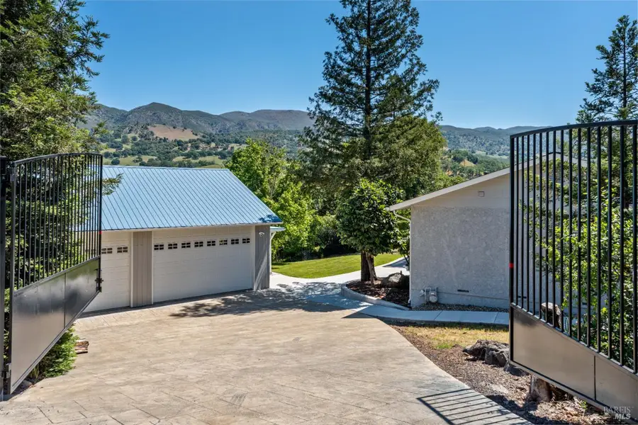 800 Riverside Drive, Ukiah, CA 95482 - #2