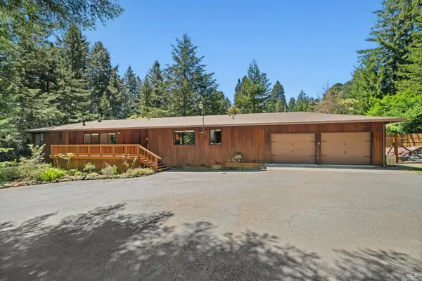 39100 Stargaze Drive, Gualala, CA 95445