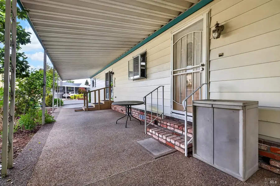 82 Circulo Rosalia Court, Rohnert Park, CA 94928 - #2