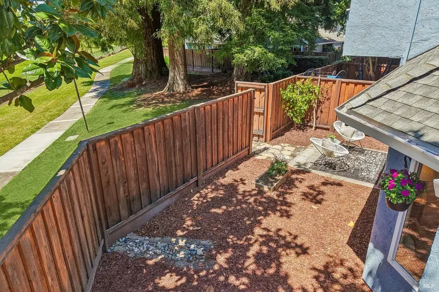 612 Racquet Club Circle, Rohnert Park, CA 94928 - #3