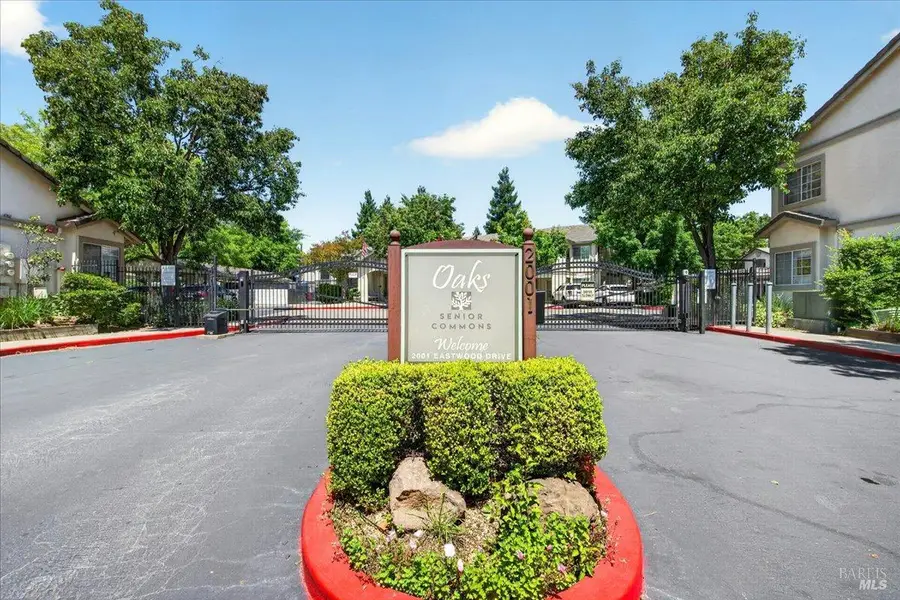 2001 Eastwood Drive #32, Vacaville, CA 95687 - #2