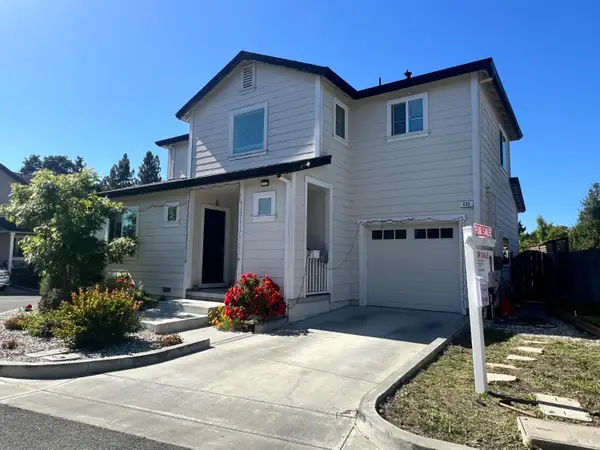 609 Avalon Lane, Santa Rosa, CA 95407