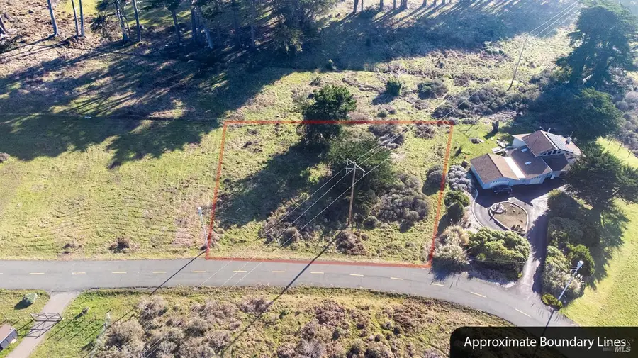 43725 Cypress Parkway, Manchester, CA 95459 - #2