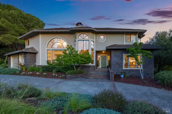 4715 Muirfield Court, Santa Rosa, CA 95405