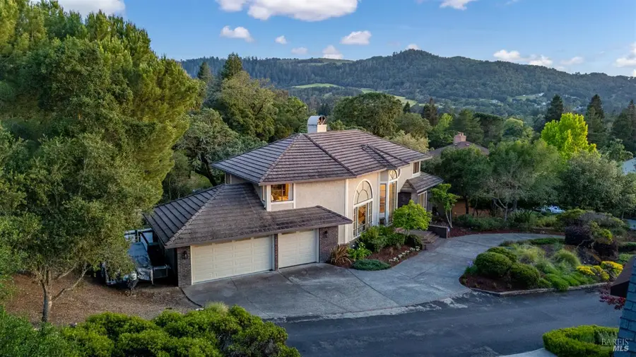 4715 Muirfield Court, Santa Rosa, CA 95405 - #2