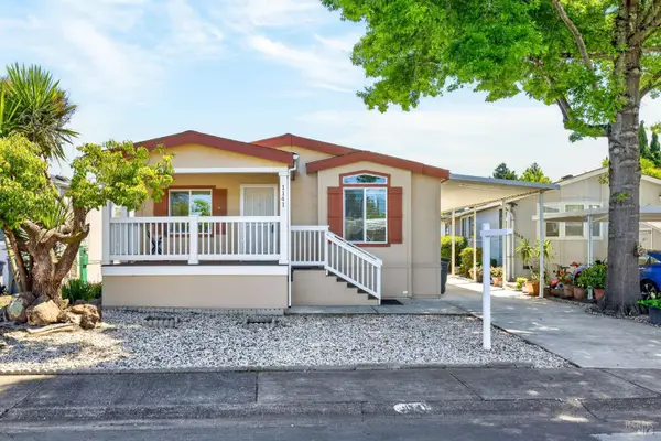 1141 Adrienne Way, Santa Rosa, CA 95401