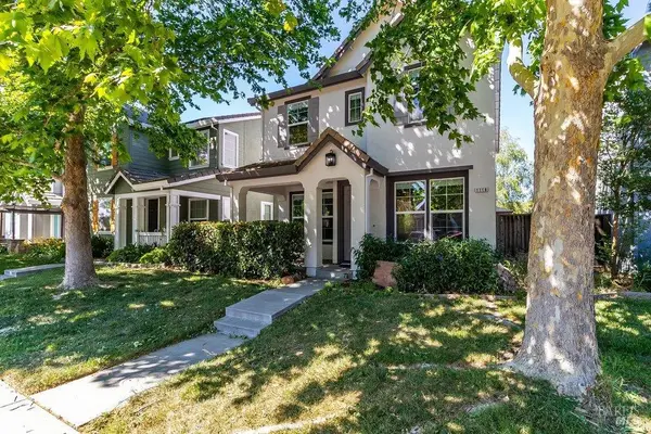 1116 Valley Glen Drive, Dixon, CA 95620