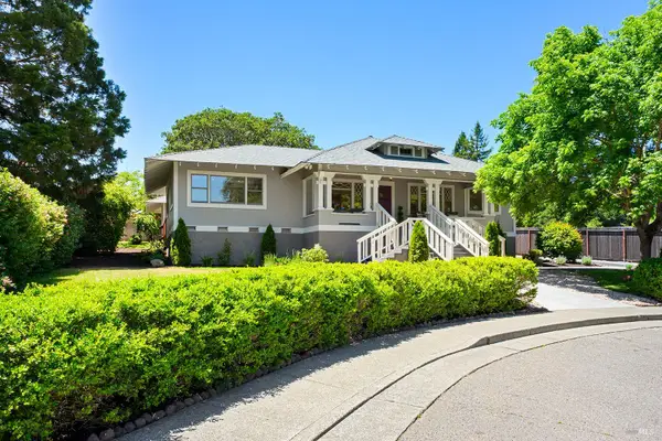 614 Live Oak Avenue, Sebastopol, CA 95472