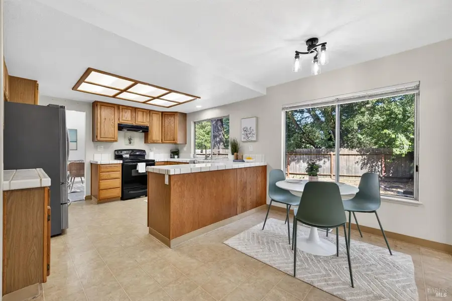 300 Summer Rain Drive, Windsor, CA 95492 - #3