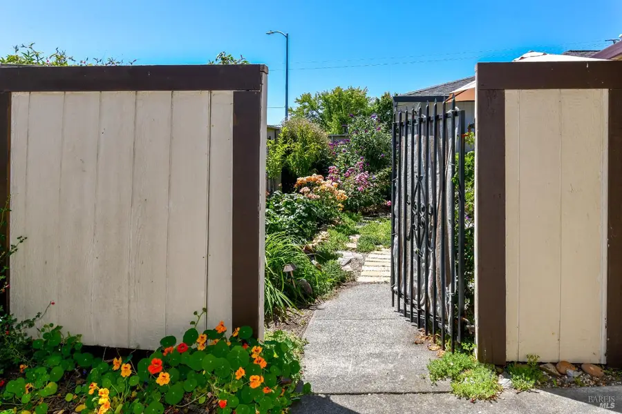 1907 Genoa Place, Santa Rosa, CA 95403 - #3