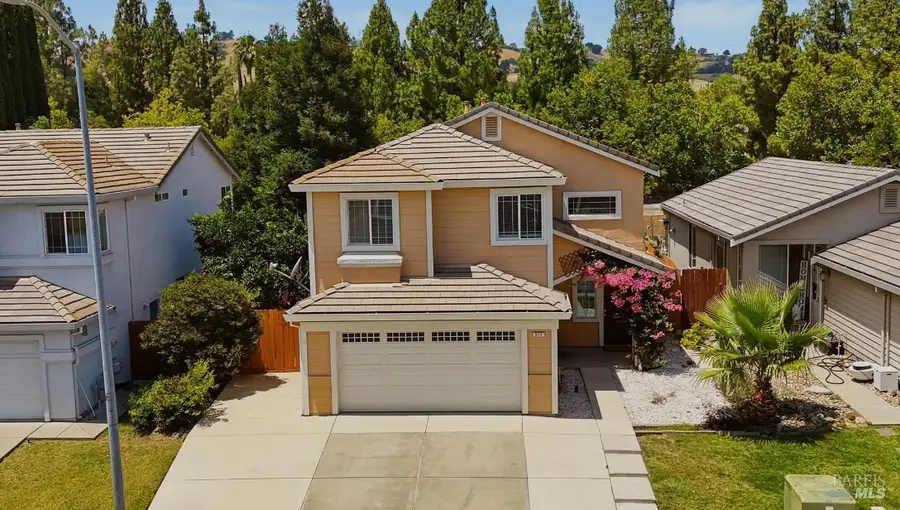 517 Edenderry Drive, Vacaville, CA 95688 - #2