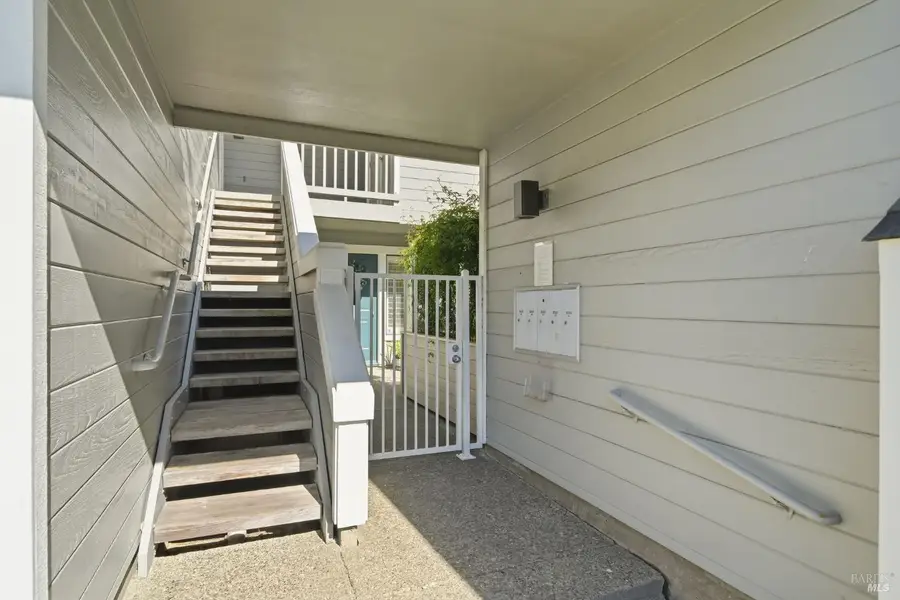 6033 Shelter Bay Avenue, Mill Valley, CA 94941 - #2
