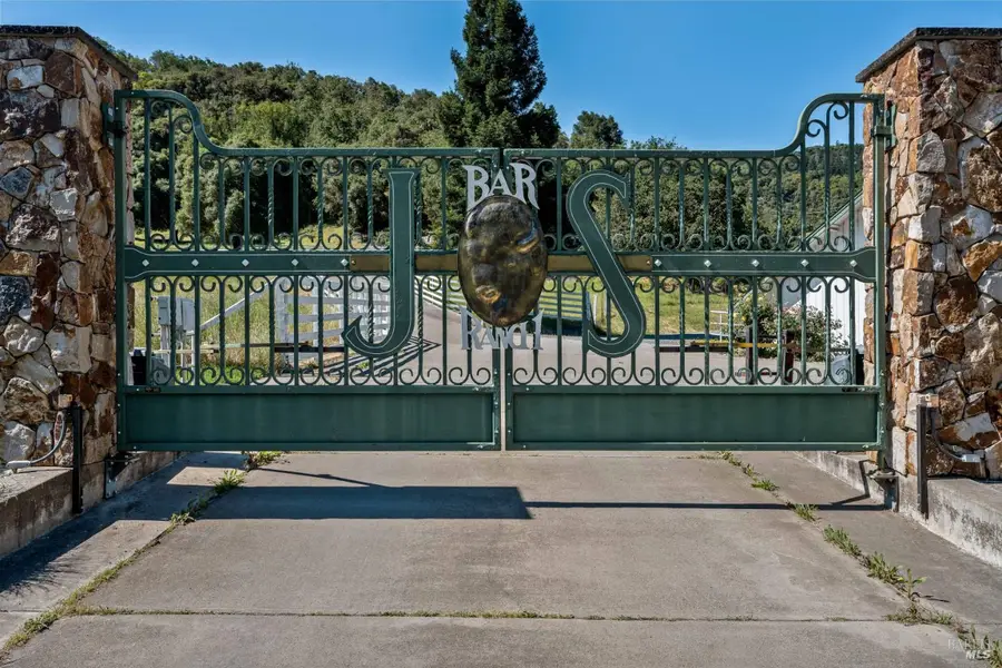 6201 E Highway 20 Highway, Ukiah, CA 95482 - #2