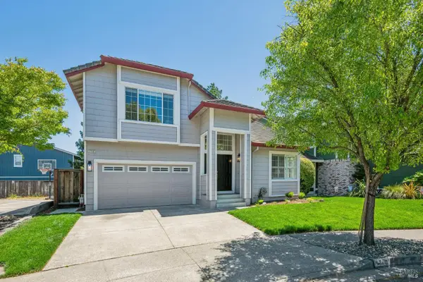 1746 Silverado Circle, Petaluma, CA 94954