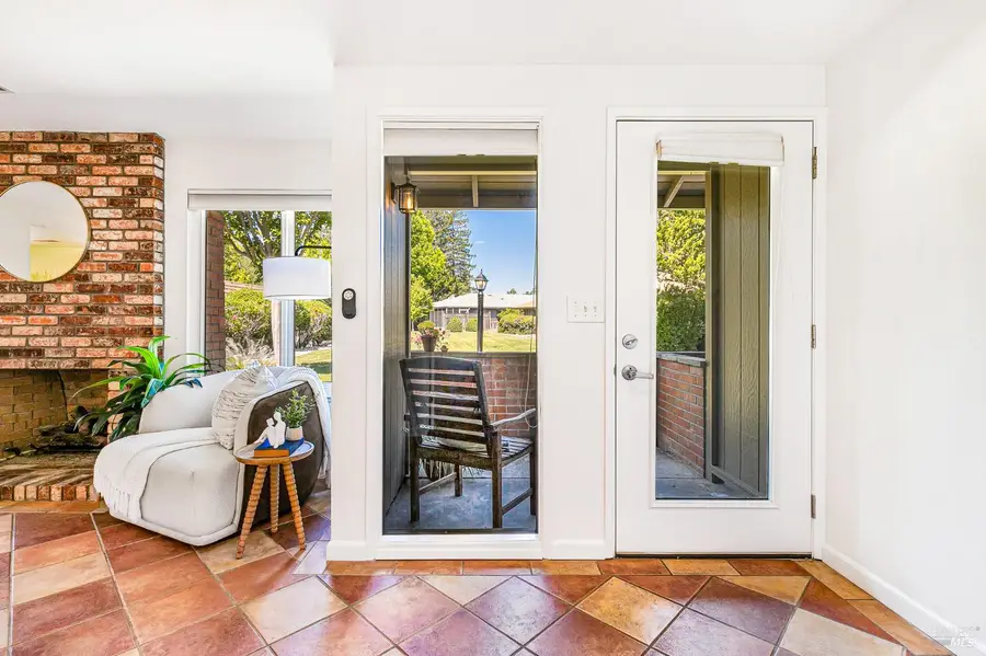 29 Woodgreen Street, Santa Rosa, CA 95409 - #3