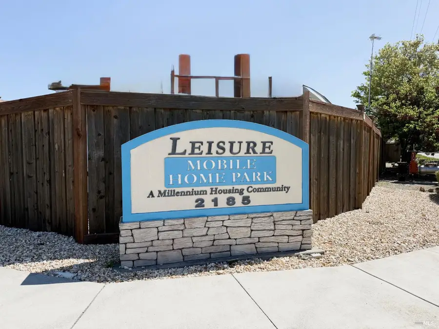 67 Leisure Park Circle, Santa Rosa, CA 95401 - #2
