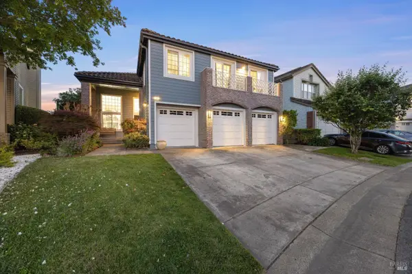 1826 Adobe Creek Drive, Petaluma, CA 94954