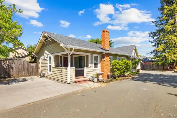 1685 W College Avenue, Santa Rosa, CA 95401
