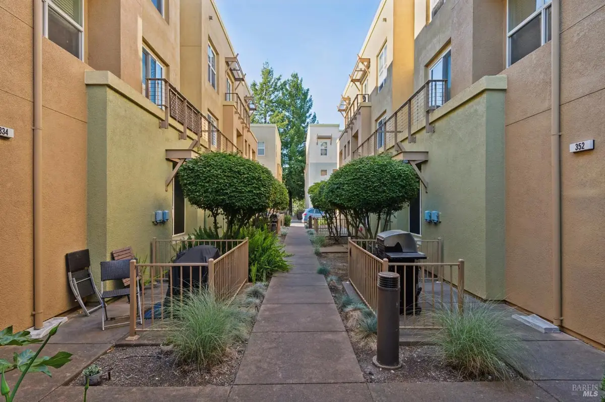 352 City Center Drive, Rohnert Park, CA 94928 - #1