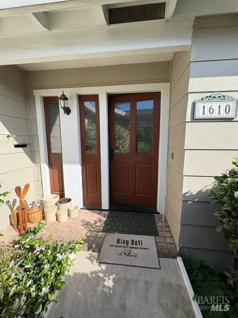 1610 Hexem Avenue, Santa Rosa, CA 95404