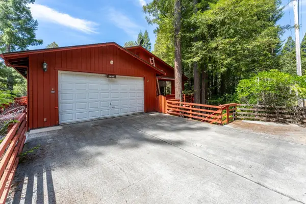 26095 Poppy Drive, Willits, CA 95490