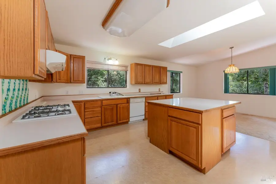 26095 Poppy Drive, Willits, CA 95490 - #3